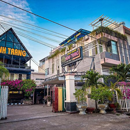 Minh Trang Motel Chau Doc Exterior foto